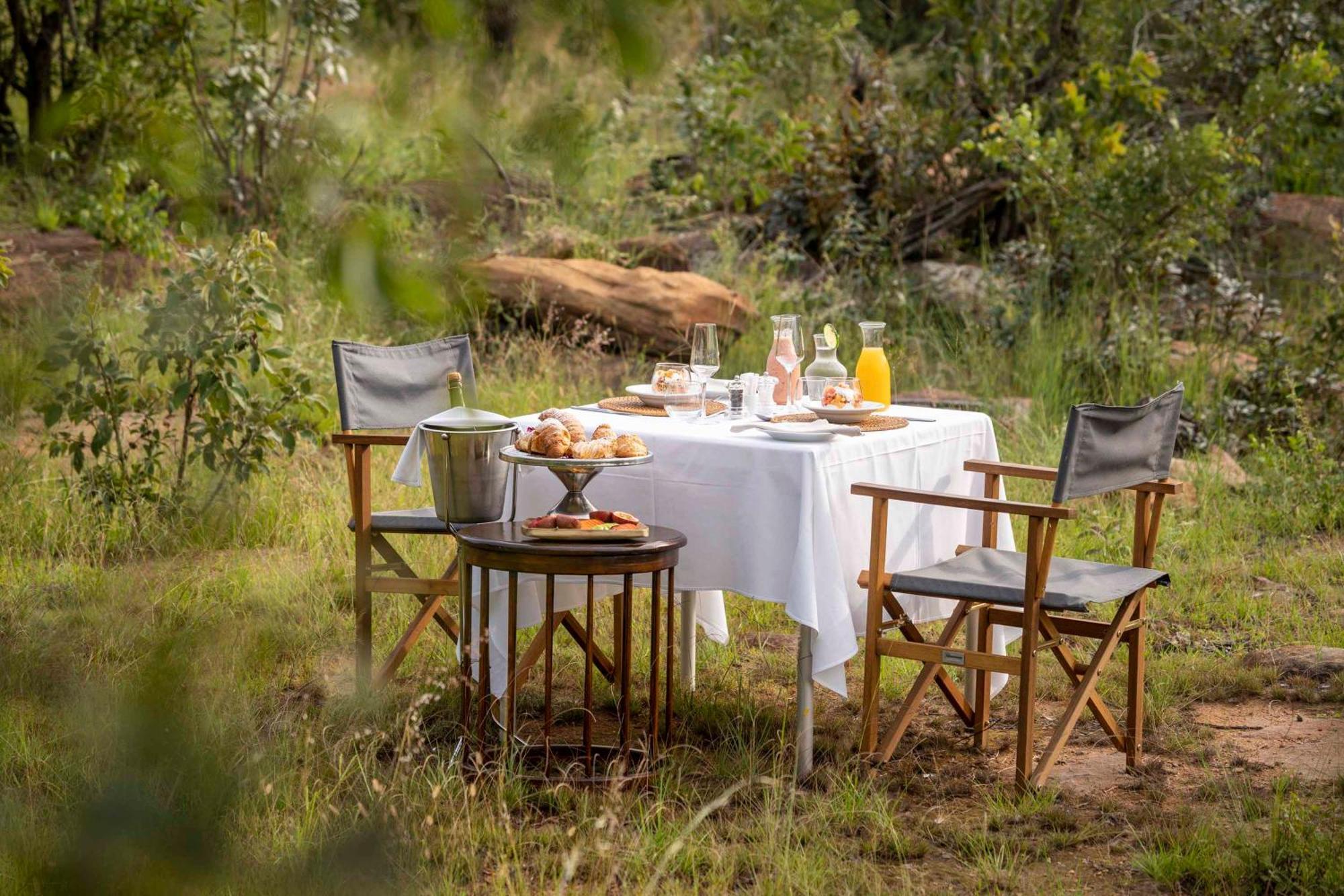 Ekuthuleni Lodge Strand Eksteriør billede